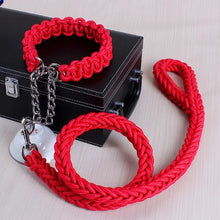 Load image into Gallery viewer, Premium 1.2M Double Strand Rope Leash Set for Large Dogs with Metal P Chain Buckle and National Color Collar Ideal for Big Dogs
