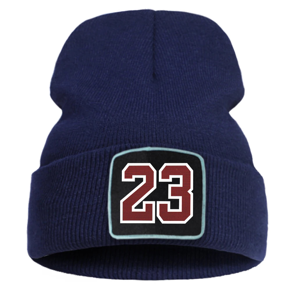 New Fashion Bonnet Hats Stylish Knitwear for Women and Men